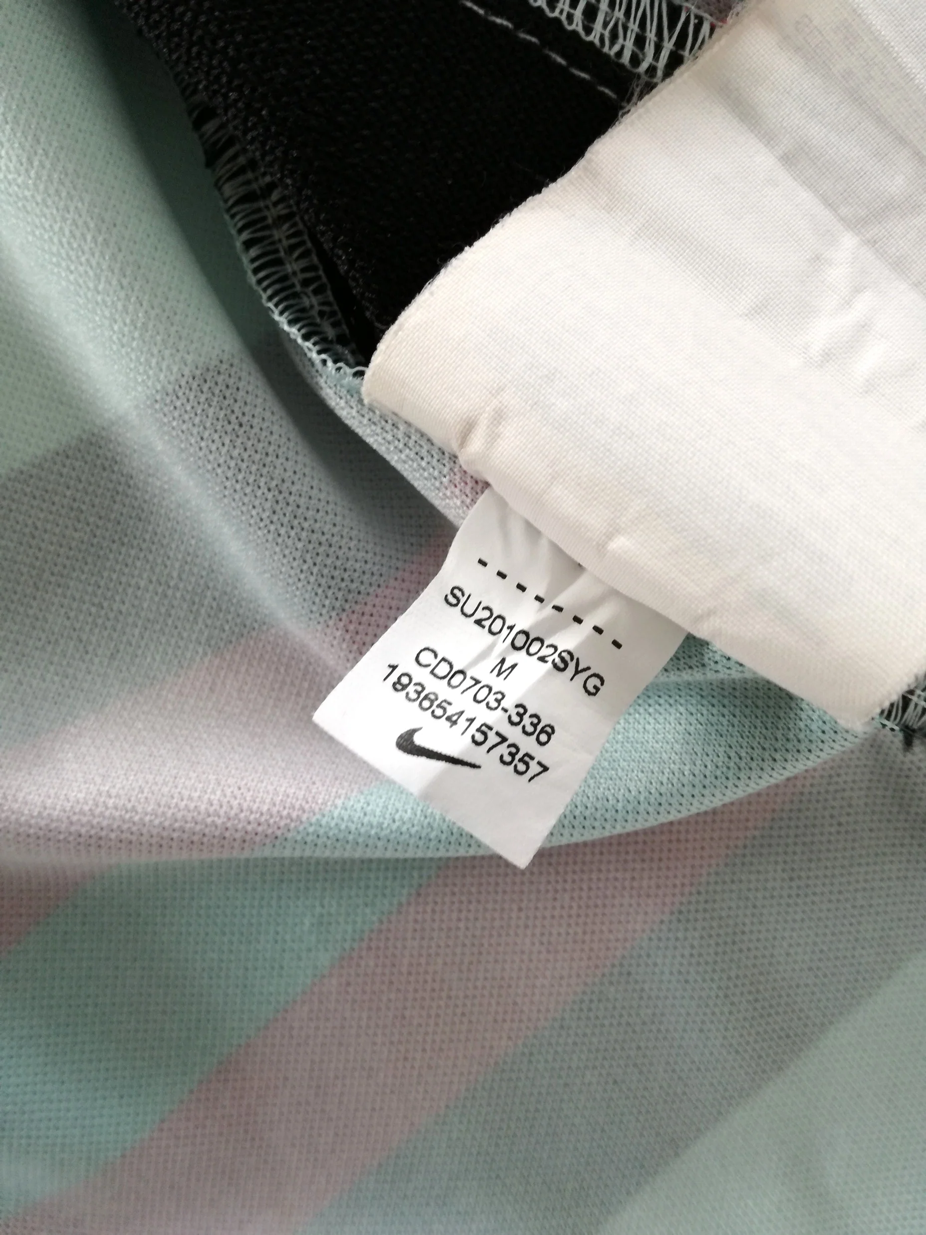 2020/21 Portugal Away Football Shirt (M) - Image 6