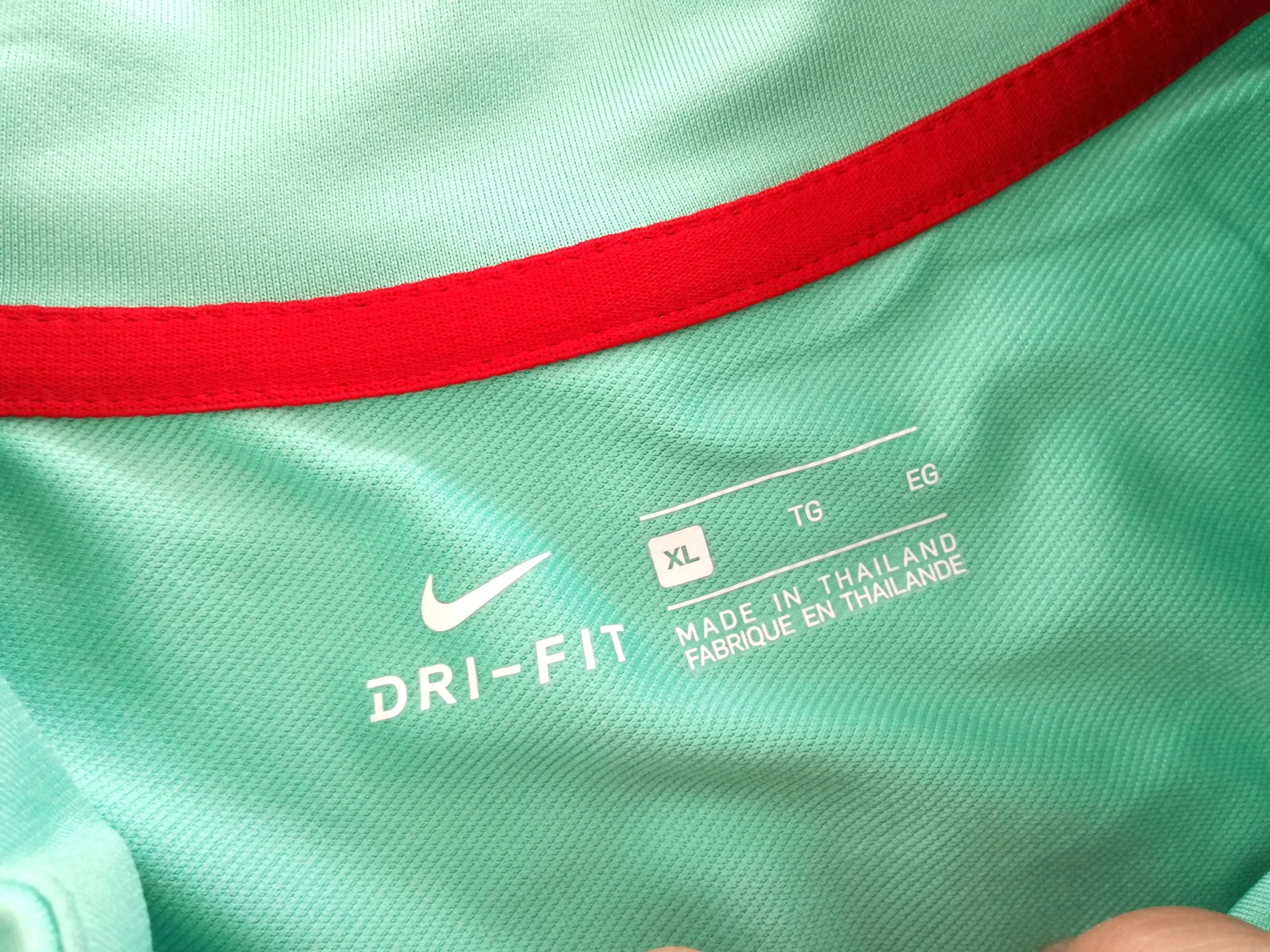2020/21 Portugal Drill Top (XL) - Image 5