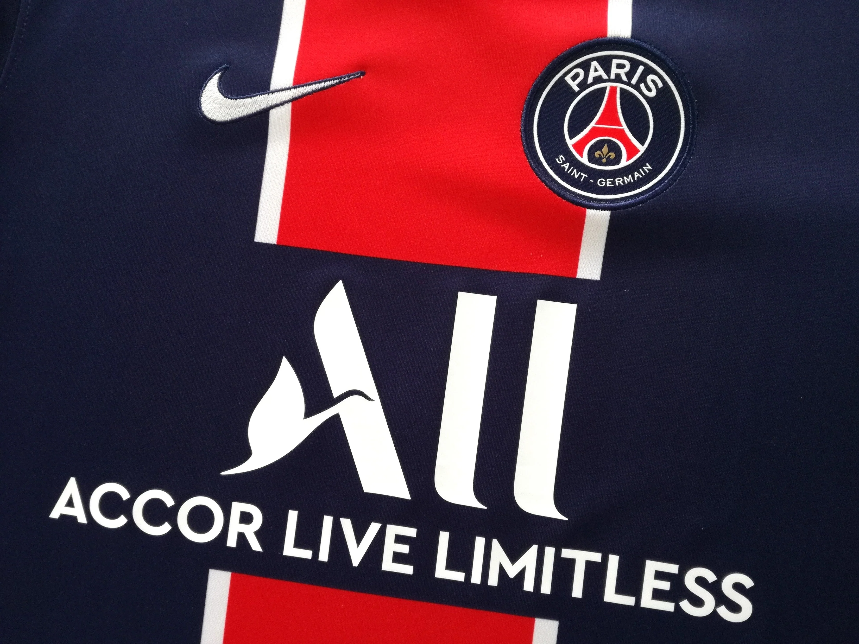 2020/21 PSG Home Football Shirt (L) *BNWT* - Image 4