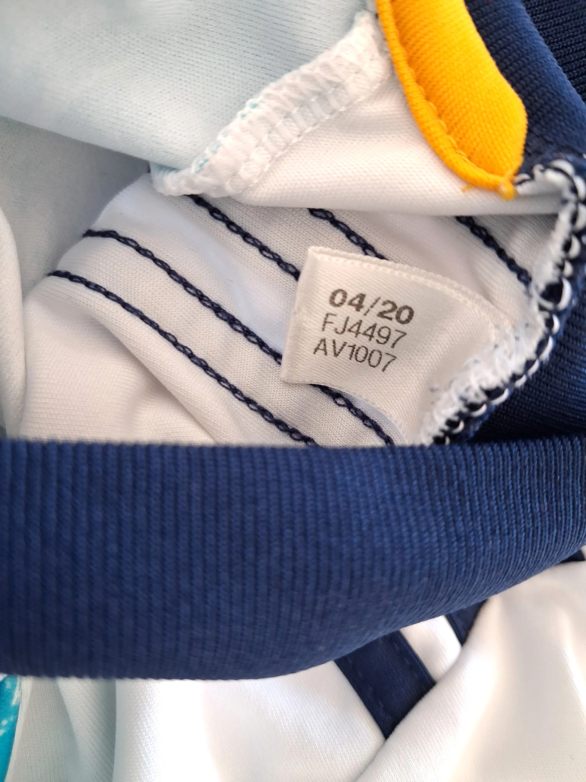 2020/21 Wolves Away Football Shirt (Youth) - Image 7