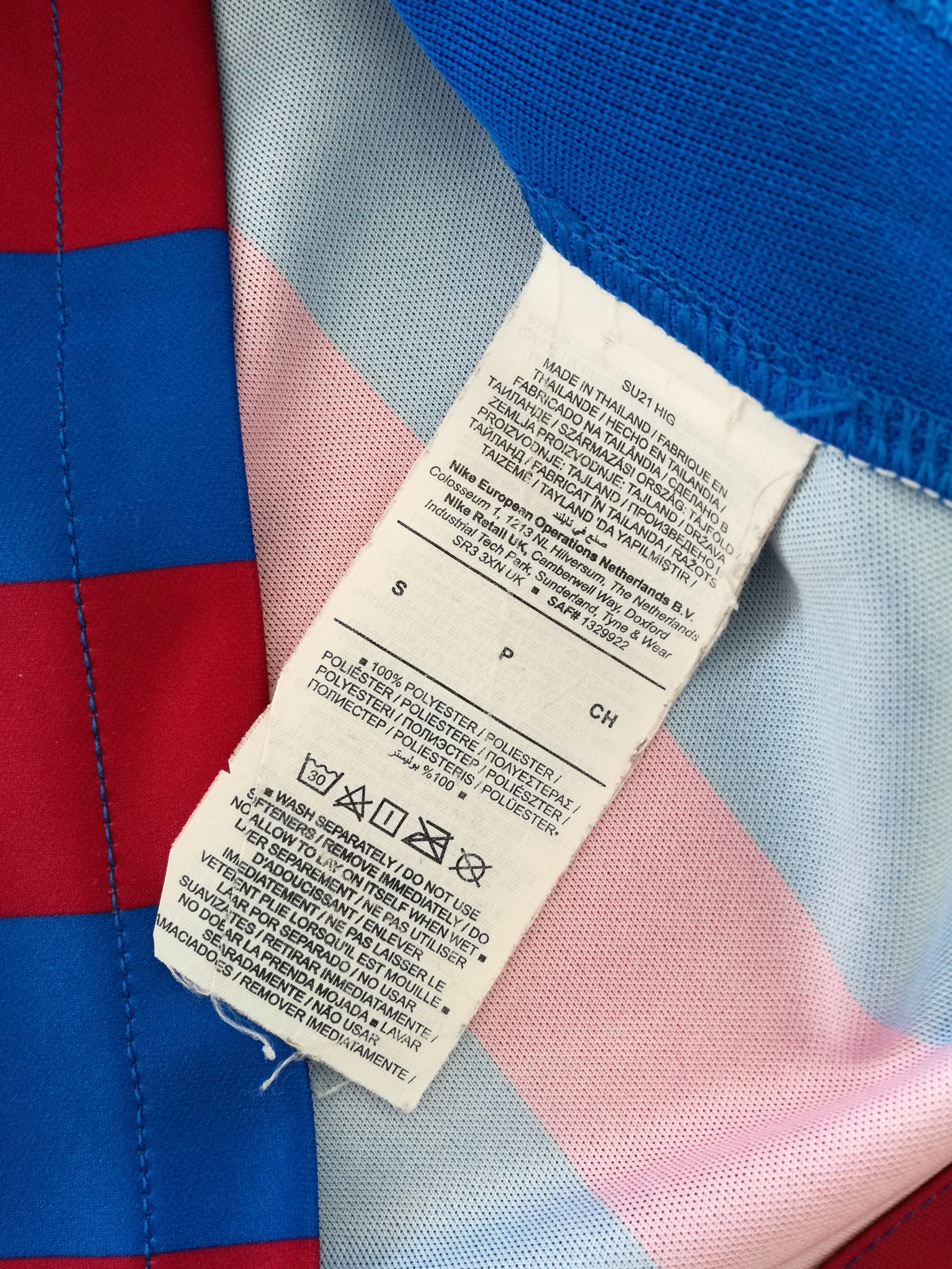 2021/22 Barcelona Home Football Shirt (S) - Image 6