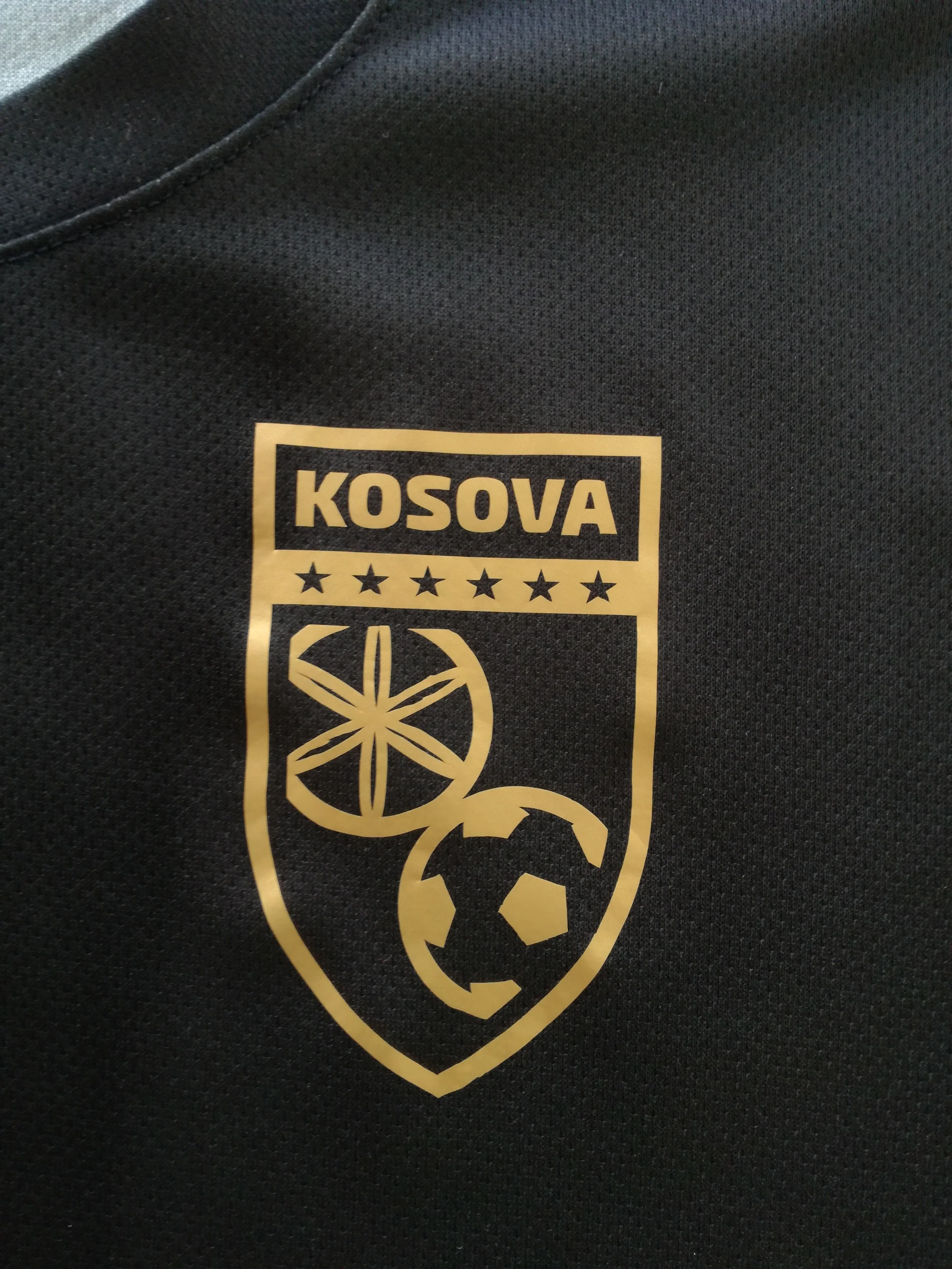 2021/22 Kosovo 3rd Football Shirt (XL) - Image 3