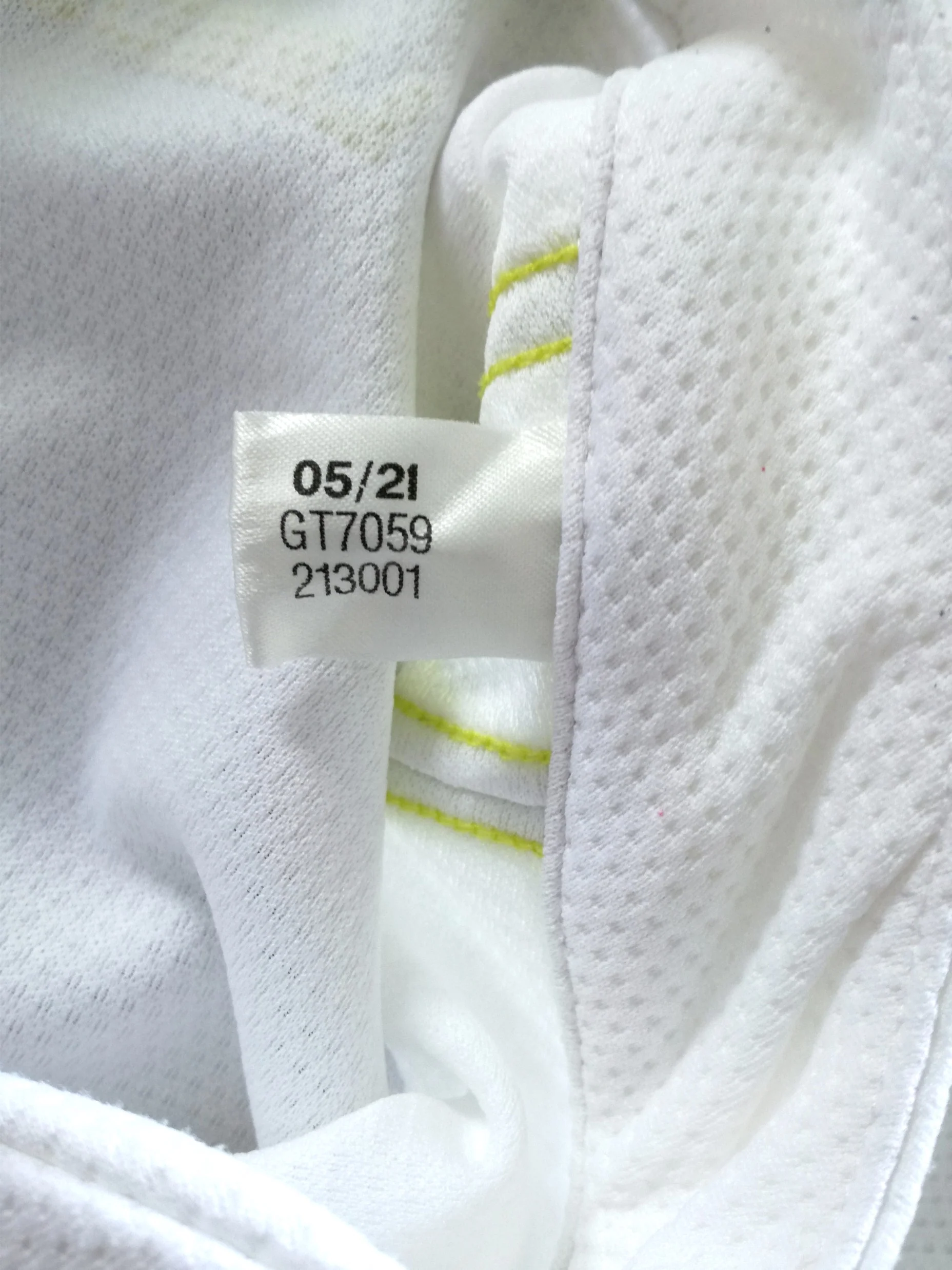 2021/22 Leeds United Home Football Shirt (M) - Image 3