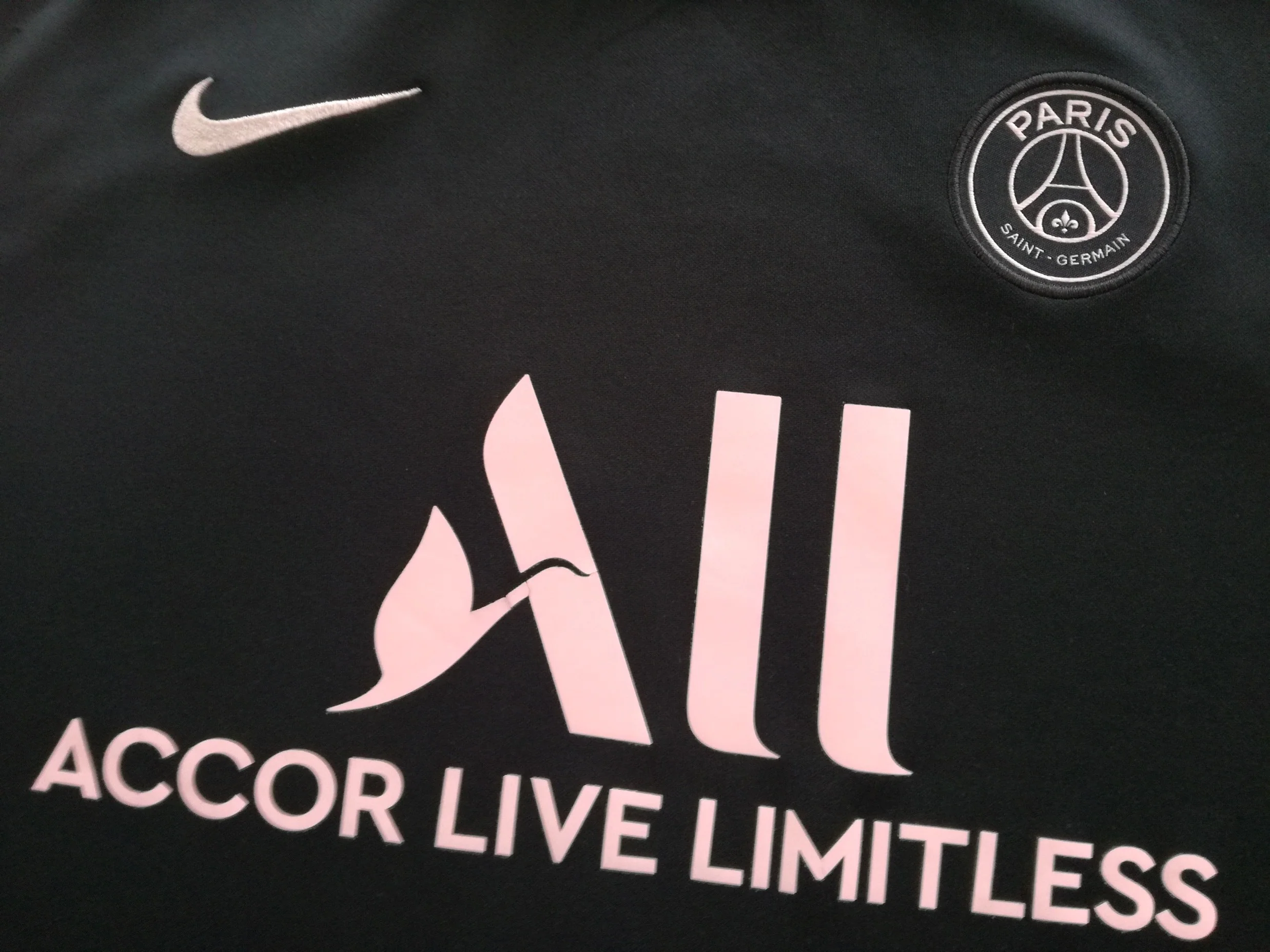 2021/22 PSG Training Shirt (L) - Image 3