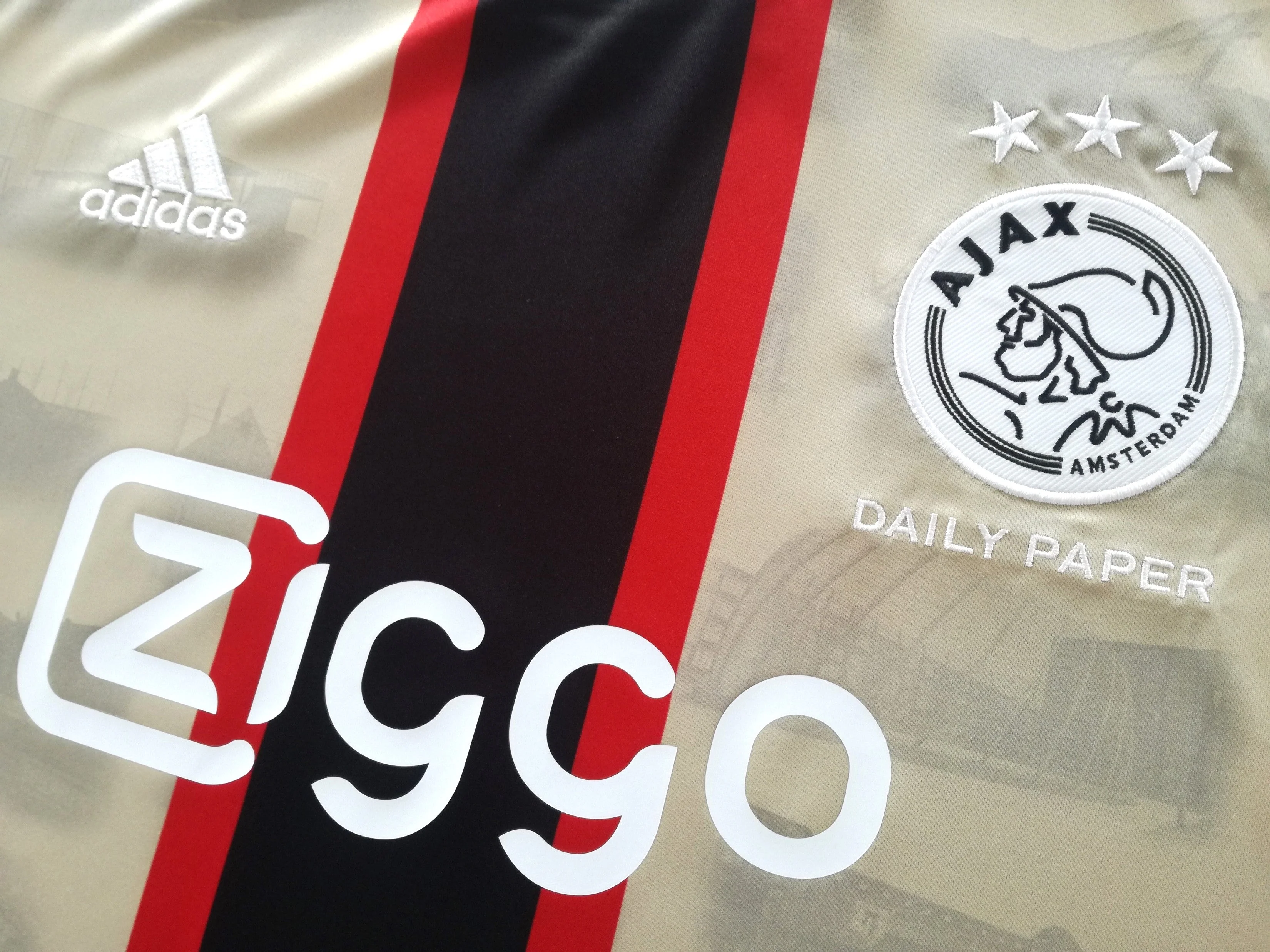 2022/23 Ajax 3rd Football Shirt (S) - Image 4