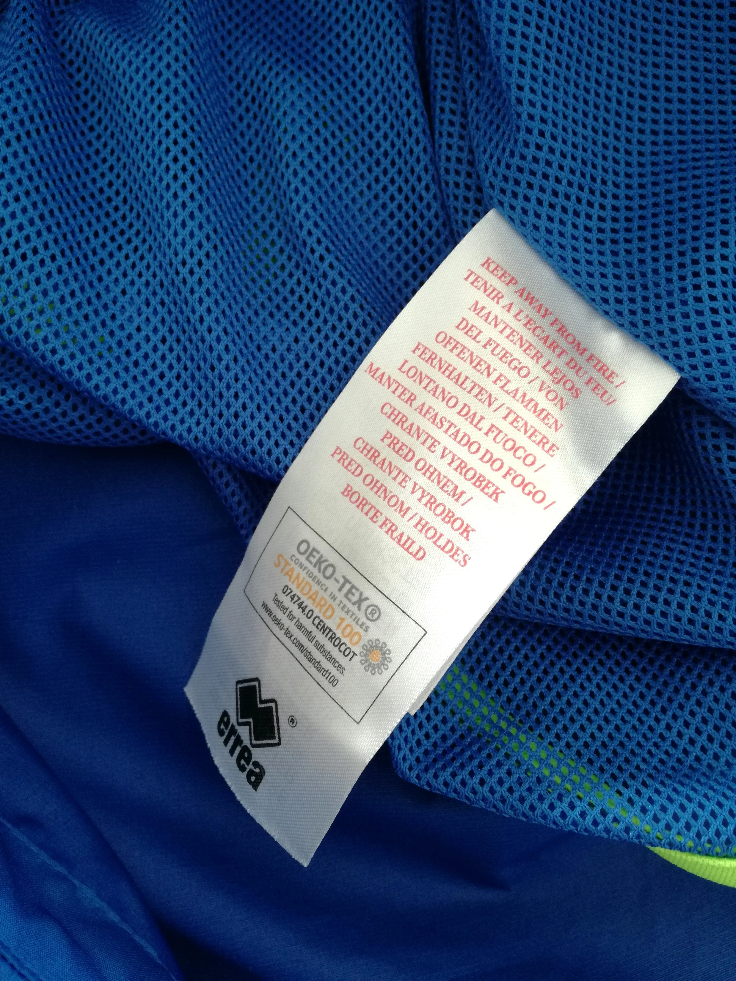 2022/23 Aldershot Town Football Jacket (L) - Image 6