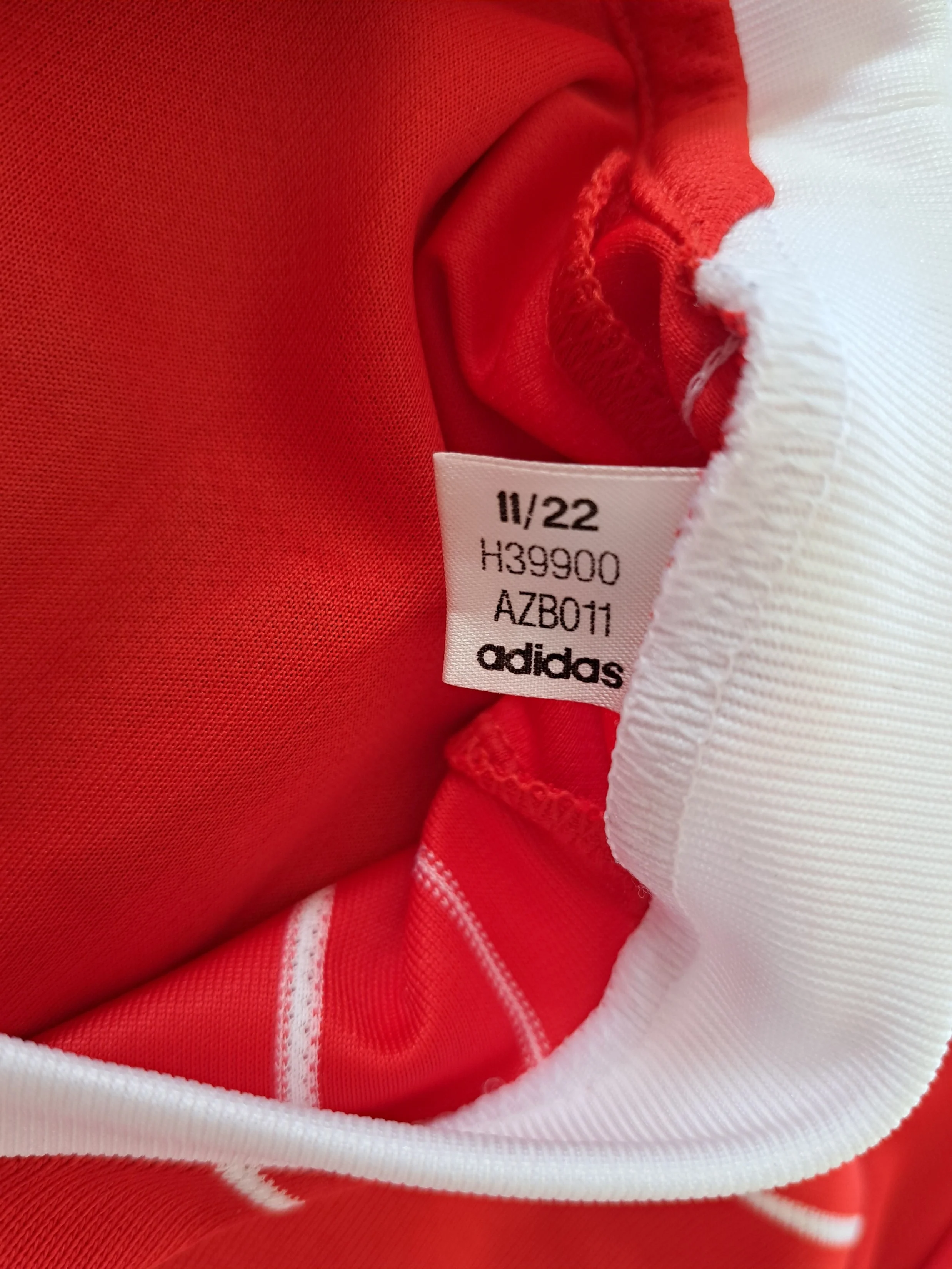 2022/23 Bayern Munich Home Football Shirt (L) - Image 3