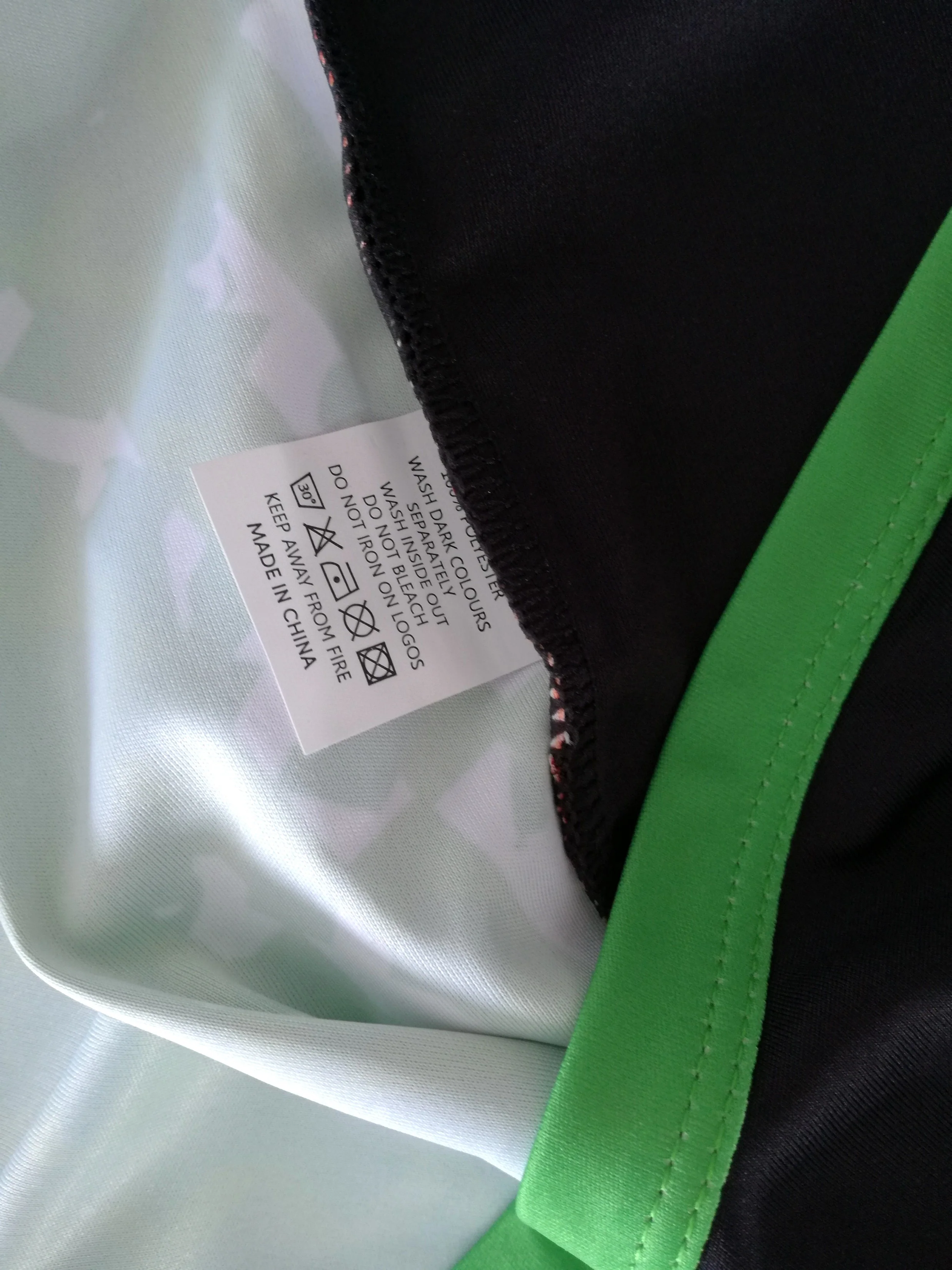 2022/23 Doncaster Rovers Football Training Shirt (L) *BNWT* - Image 4