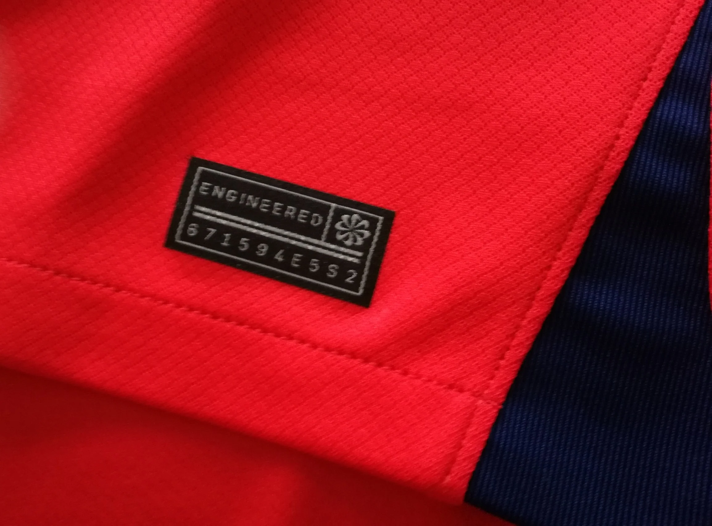 2022/23 England Away Football Shirt (L) - Image 3