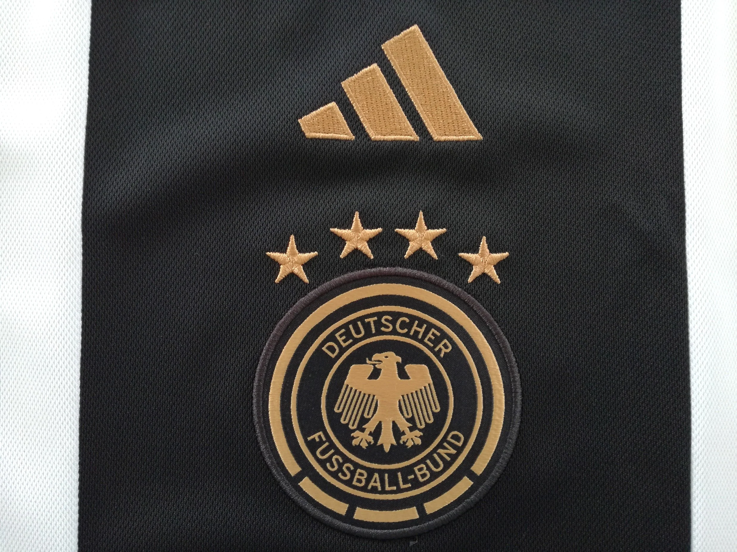 2022/23 Germany Home Football Shirt (XL) *BNWT* - Image 4