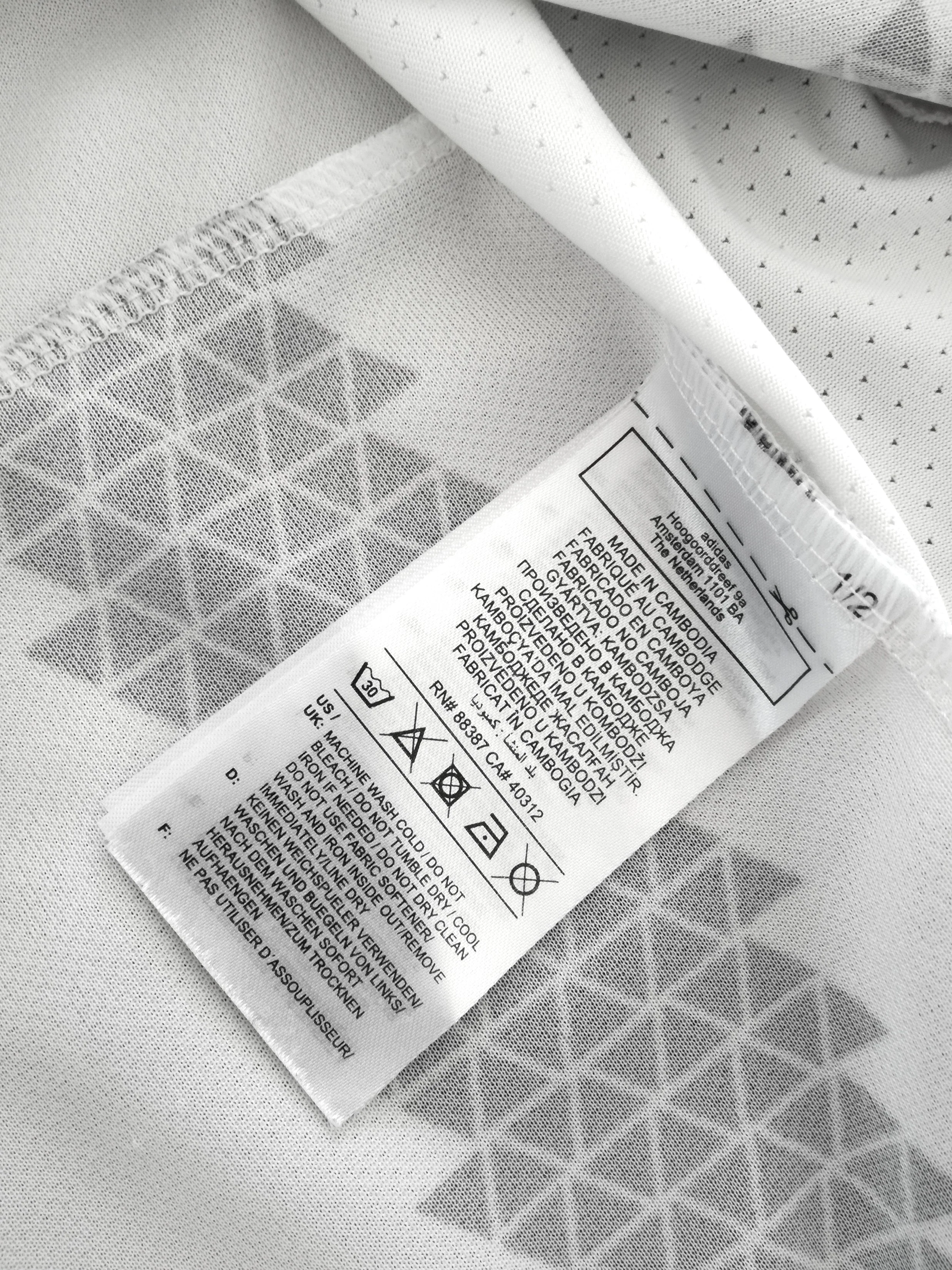 2022/23 Juventus Home Football Shirt (S) - Image 6