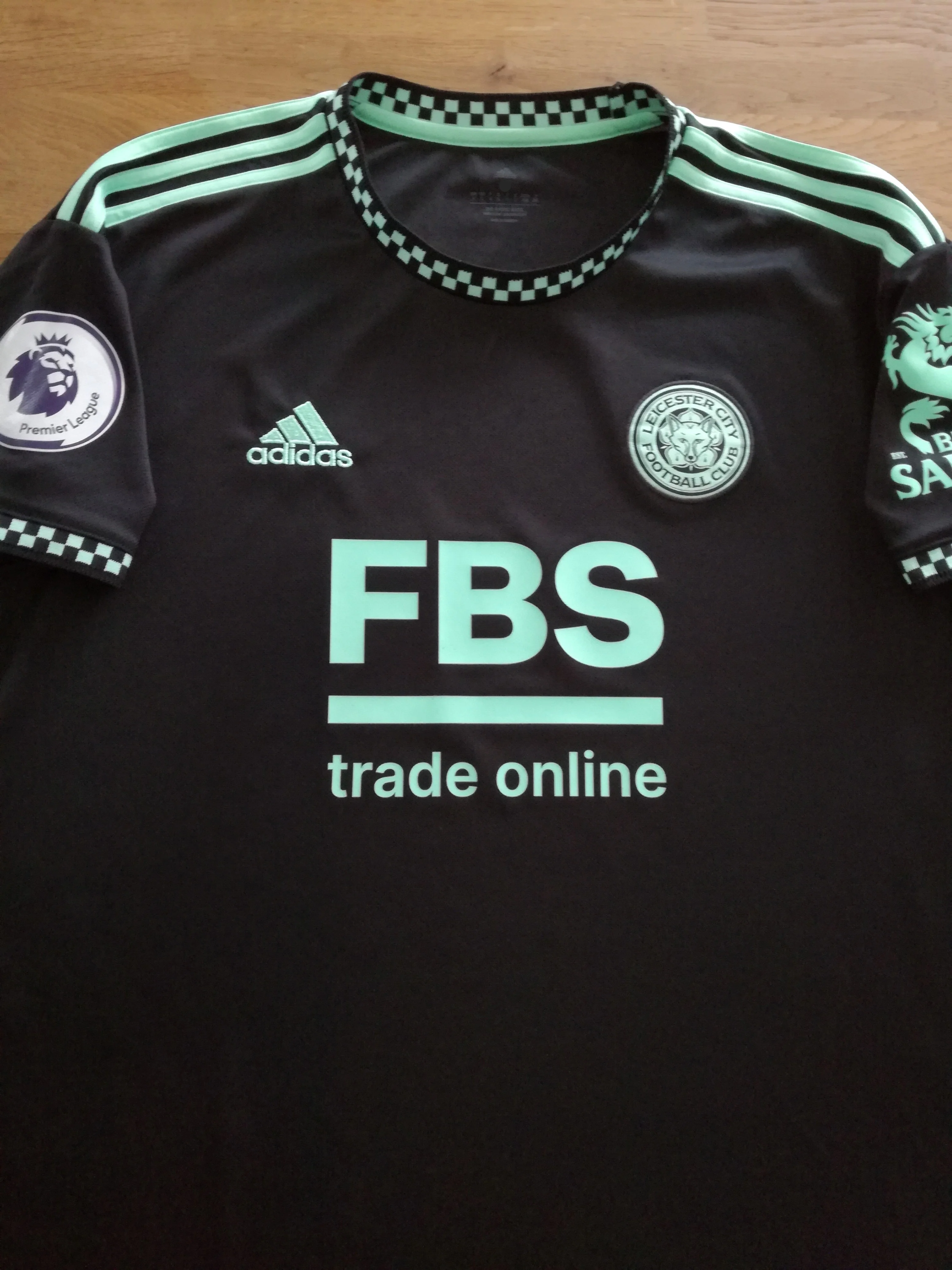 2022/23 Leicester City Away Premier League Football Shirt (L)