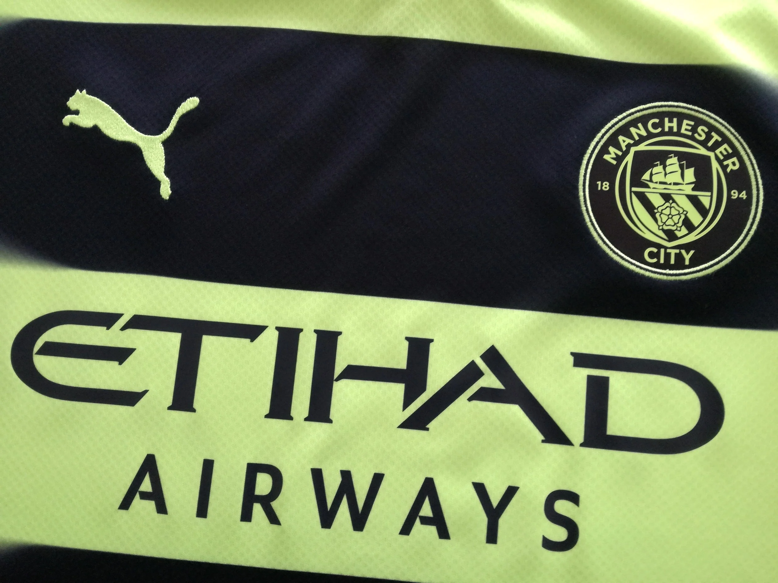2022/23 Man City 3rd Football Shirt (S) - Image 3