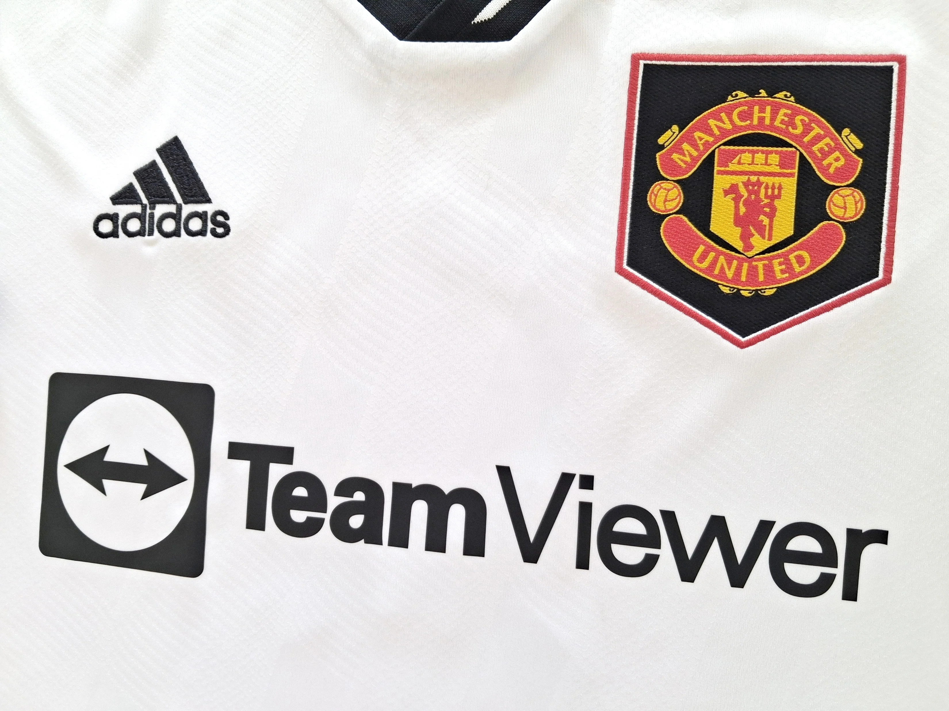 2022/23 Man Utd Away Football Shirt Weghorst #27 (M) - Image 5