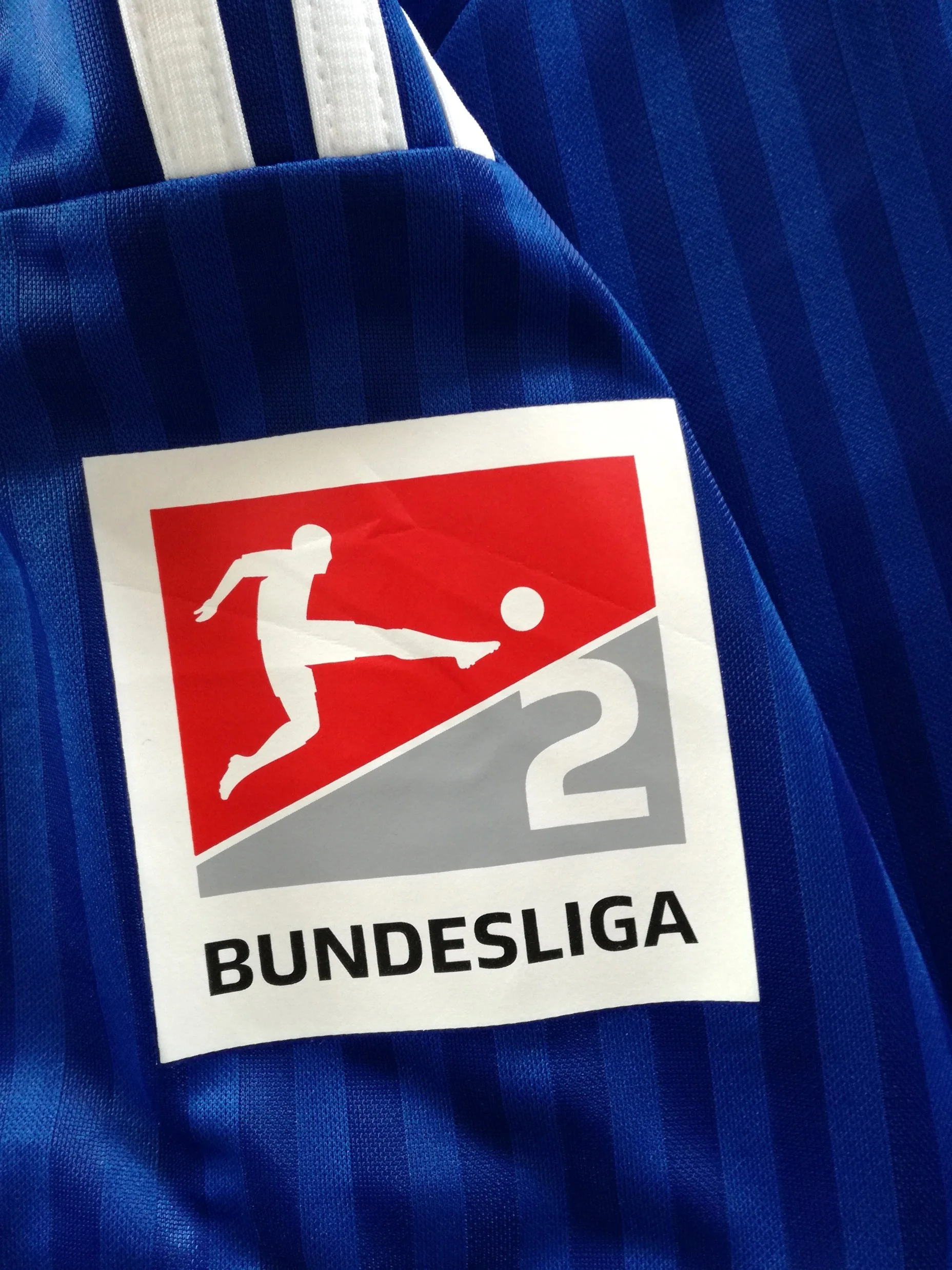 2022/23 Schalke 04 Home 2. Bundesliga Football Shirt Matriciani #41 (XXL) *BNWT* - Image 4