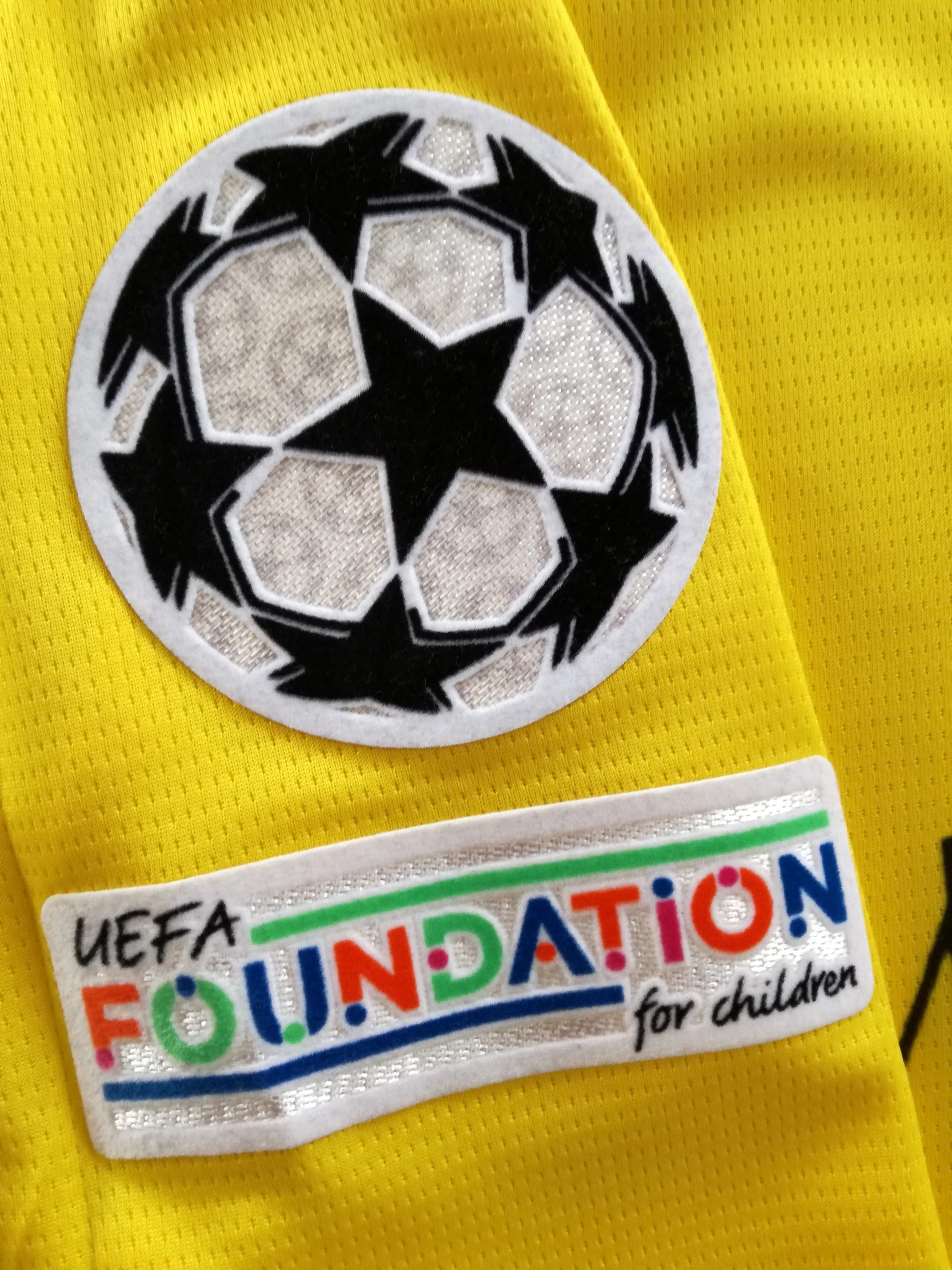 2023/24 Borussia Dortmund Home Champions League Football Shirt. (XL) - Image 4