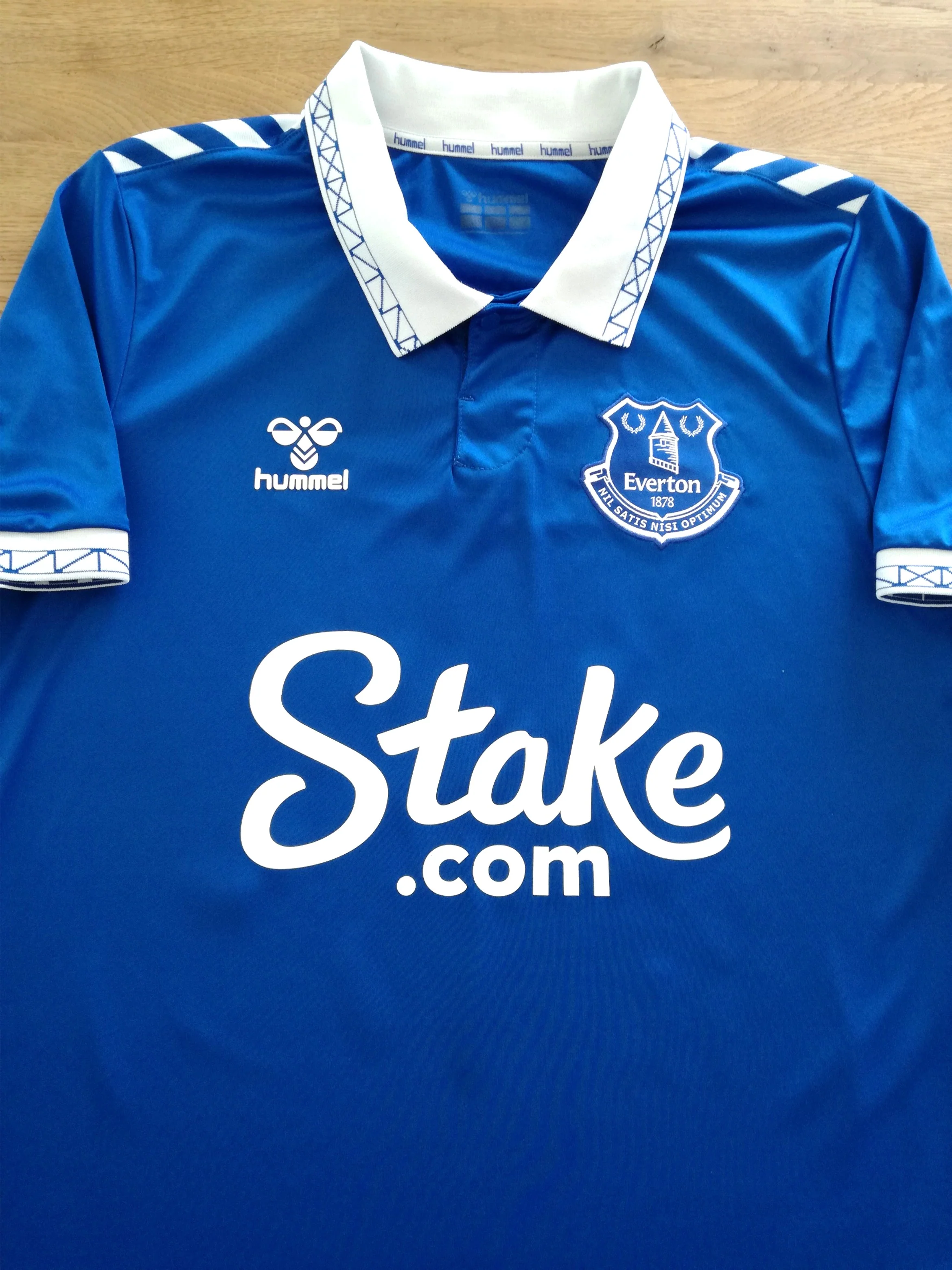 2023/24 Everton Home Premier League Football Shirt Coleman #23 (S) - Image 2