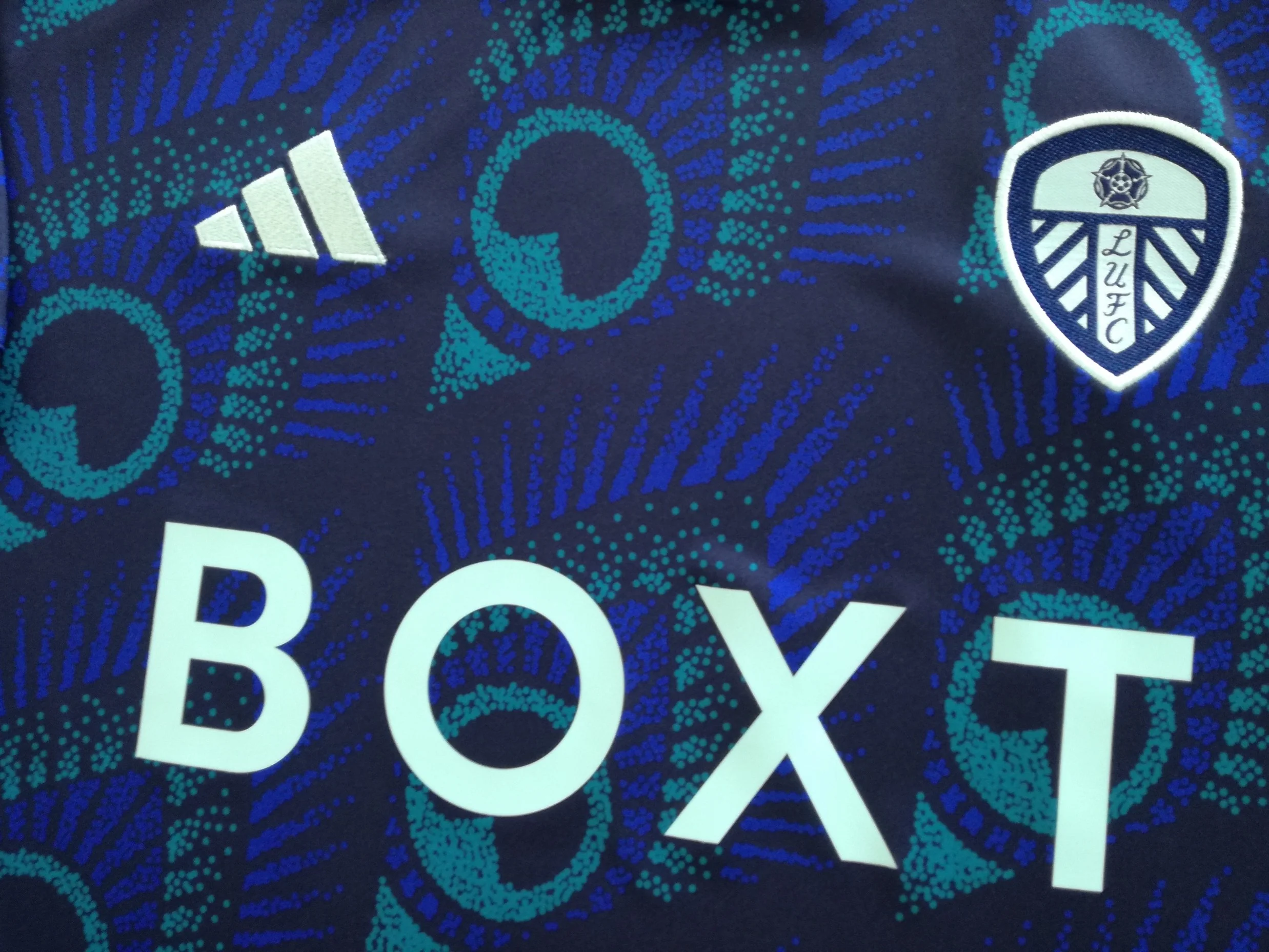 2023/24 Leeds Utd Away Football Shirt (L) - Image 3