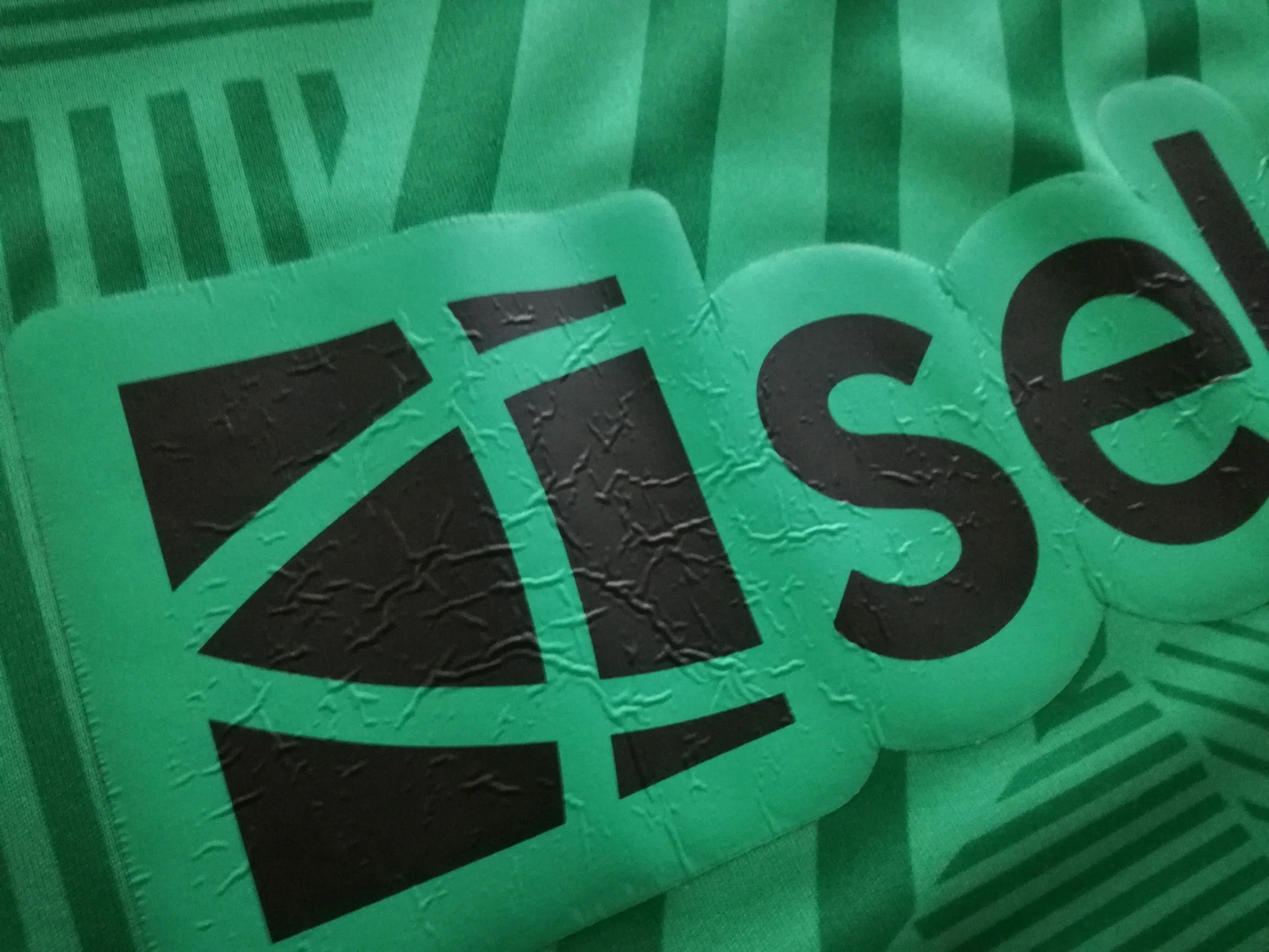 2023/24 Newcastle Utd Away Football Shirt (L) - Image 3