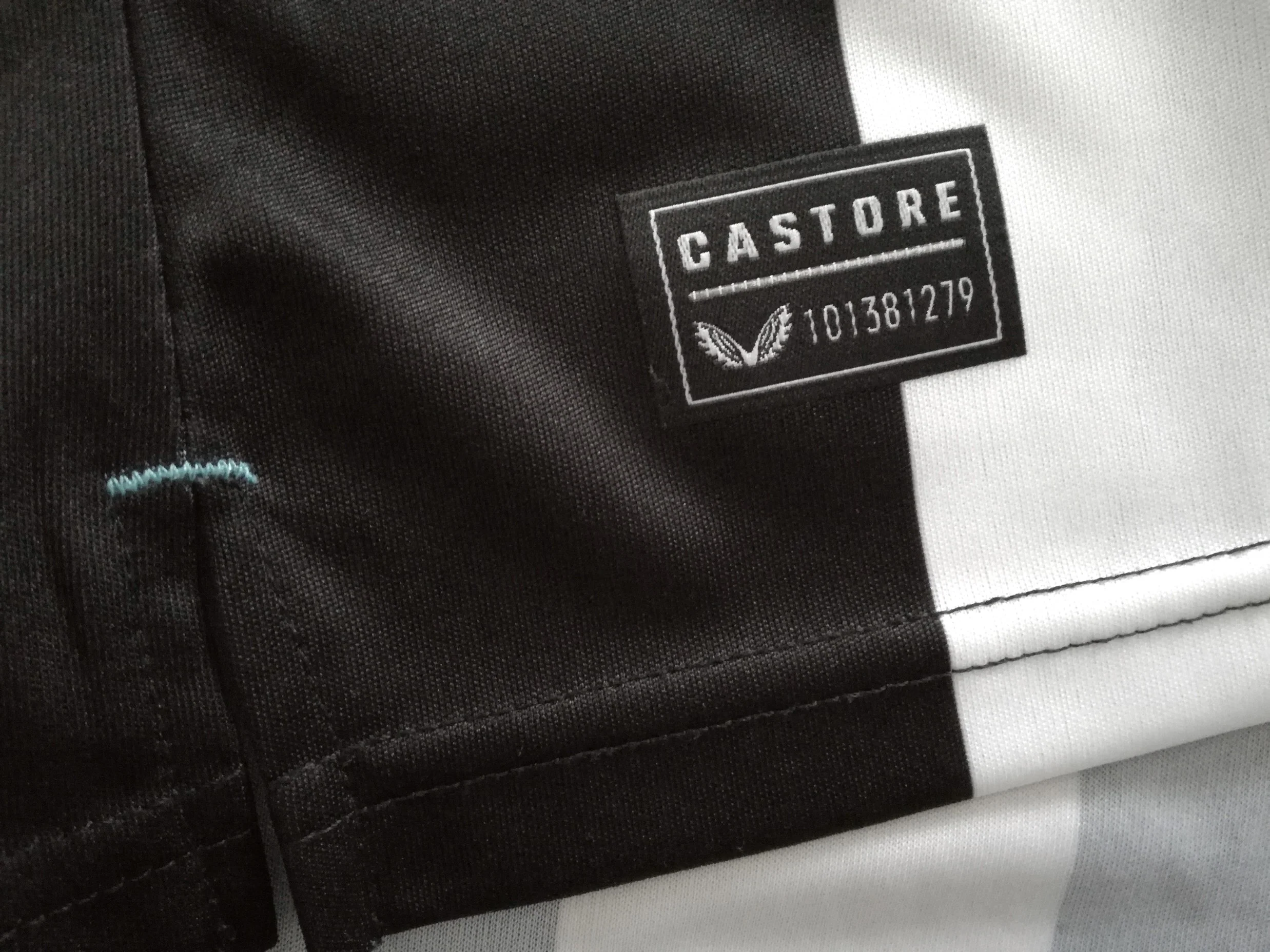 2023/24 Newcastle Utd Home Football Shirt (M) - Image 4