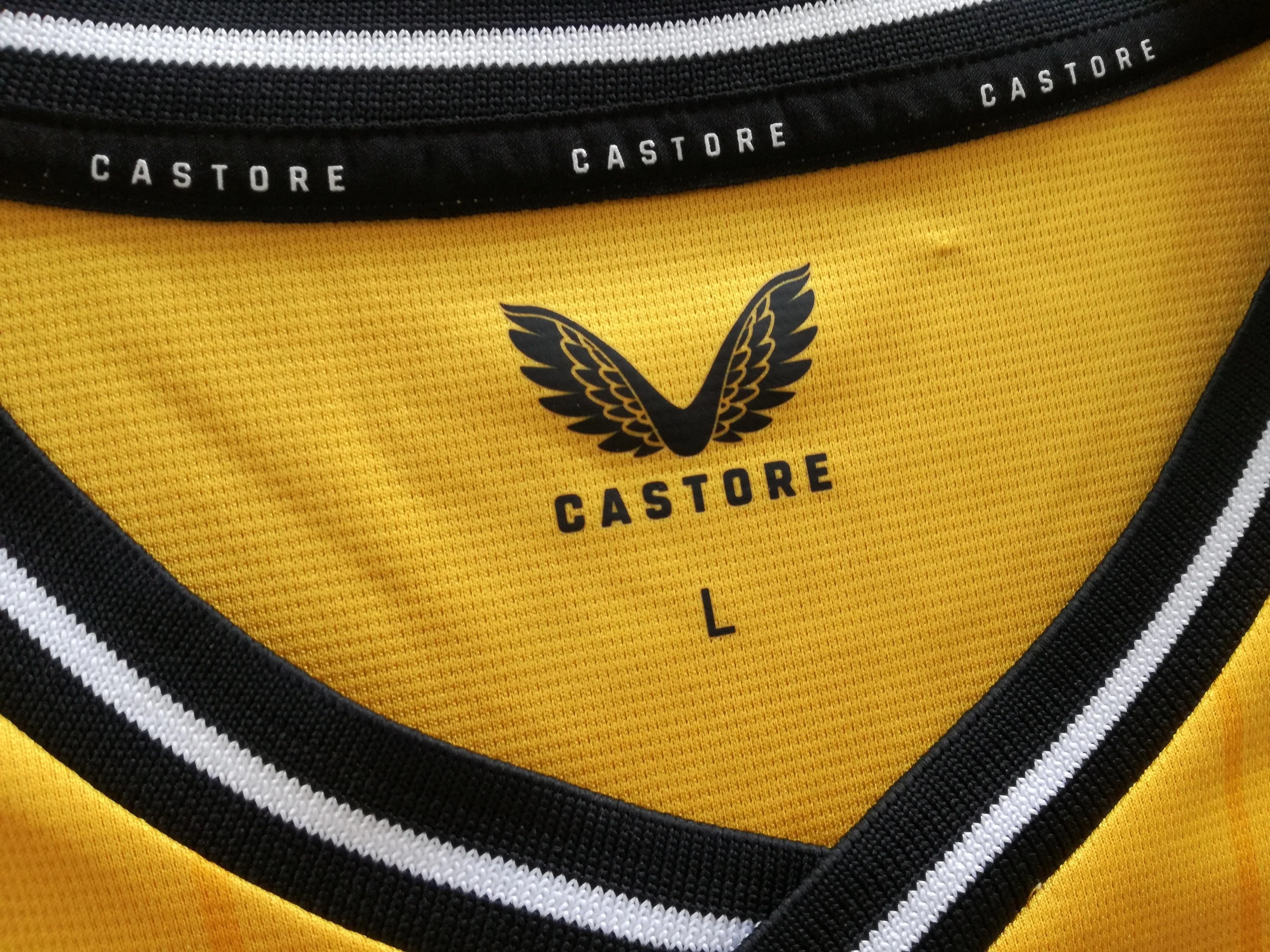 2023/24 Wolves Home Football Shirt (L) - Image 2