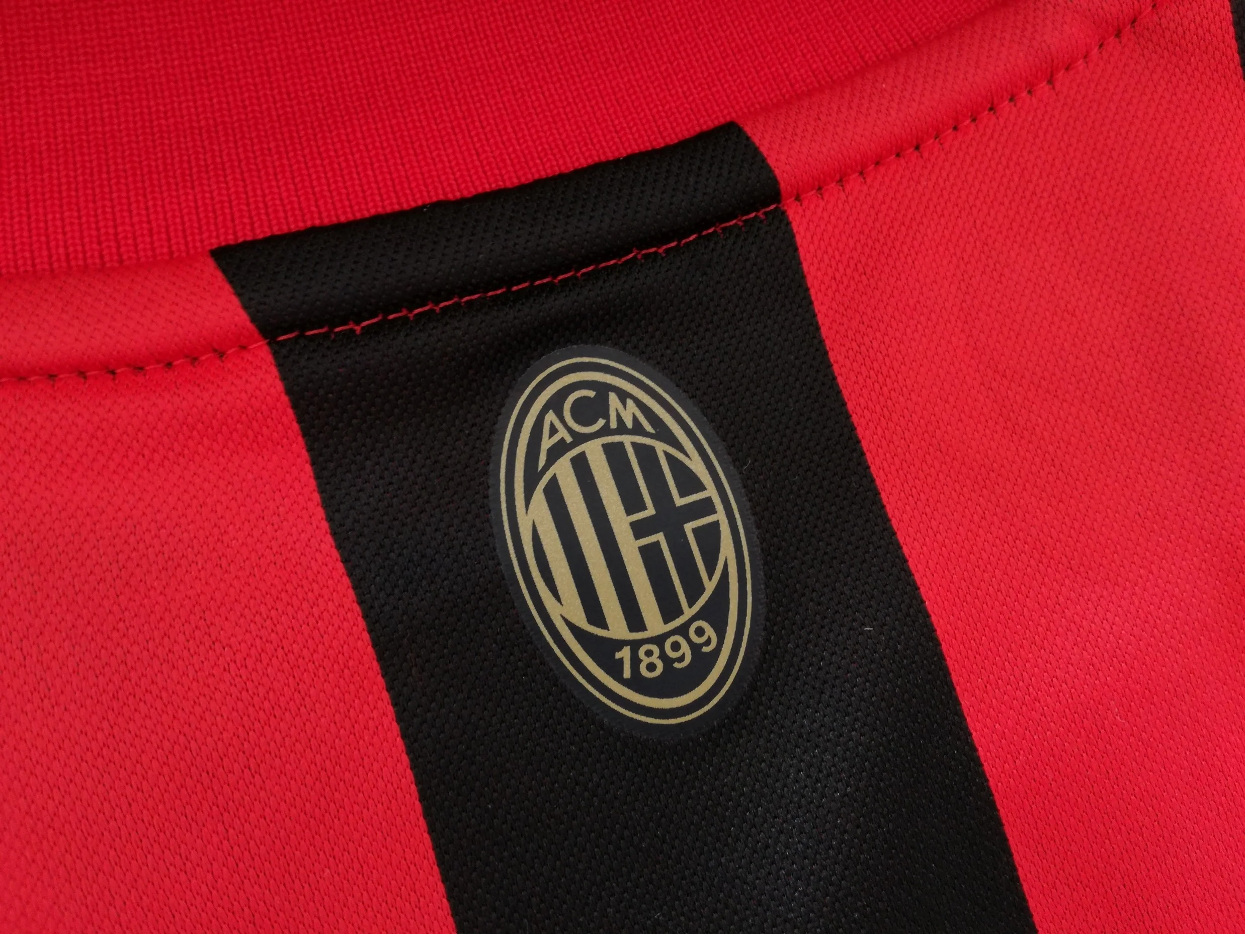 2024/25 AC Milan '125th Anniversary' Football Shirt #4 (XL) - Image 8