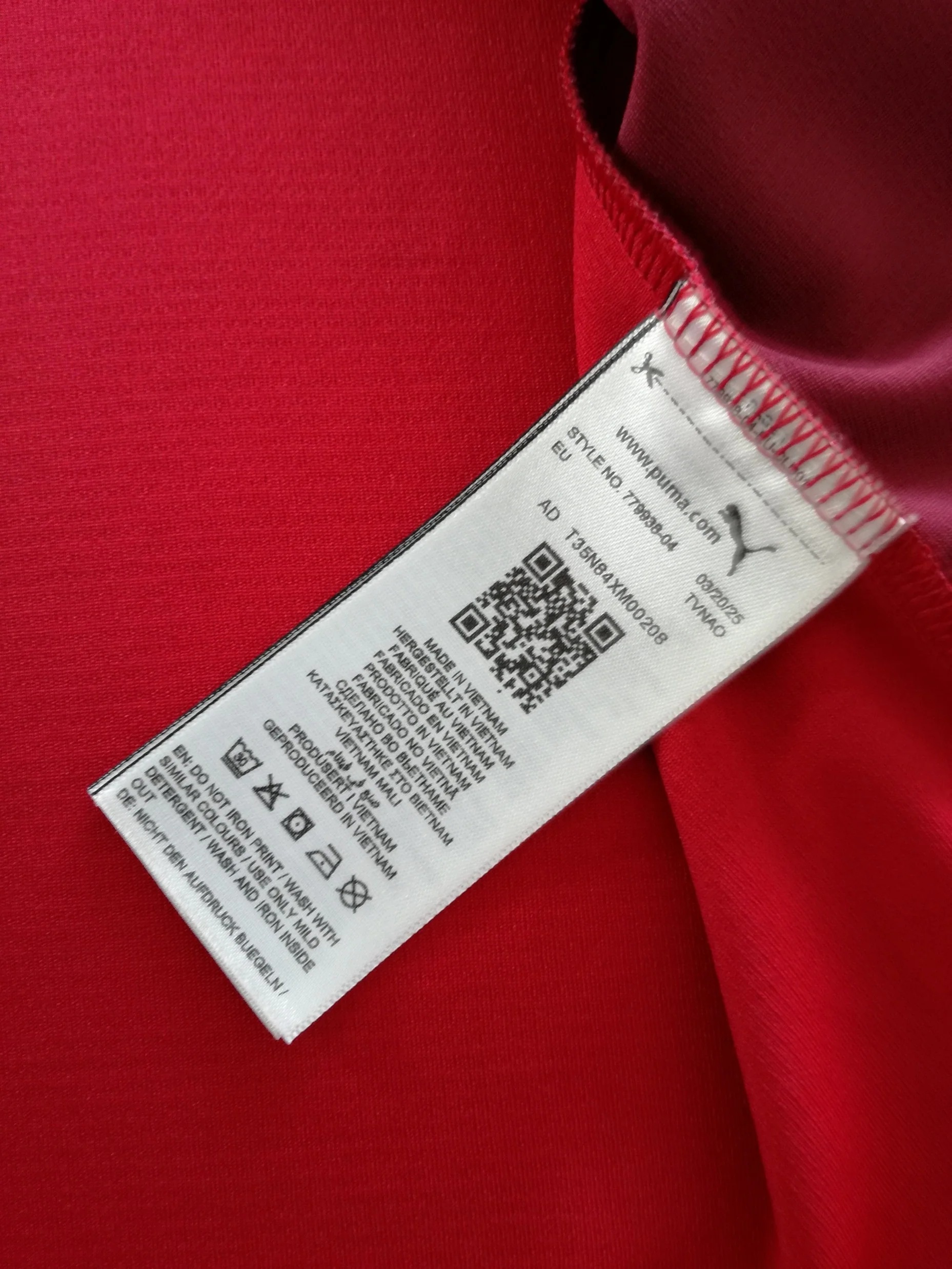 2025/26 RB Salzburg 3rd Football Shirt (XXL) - Image 7