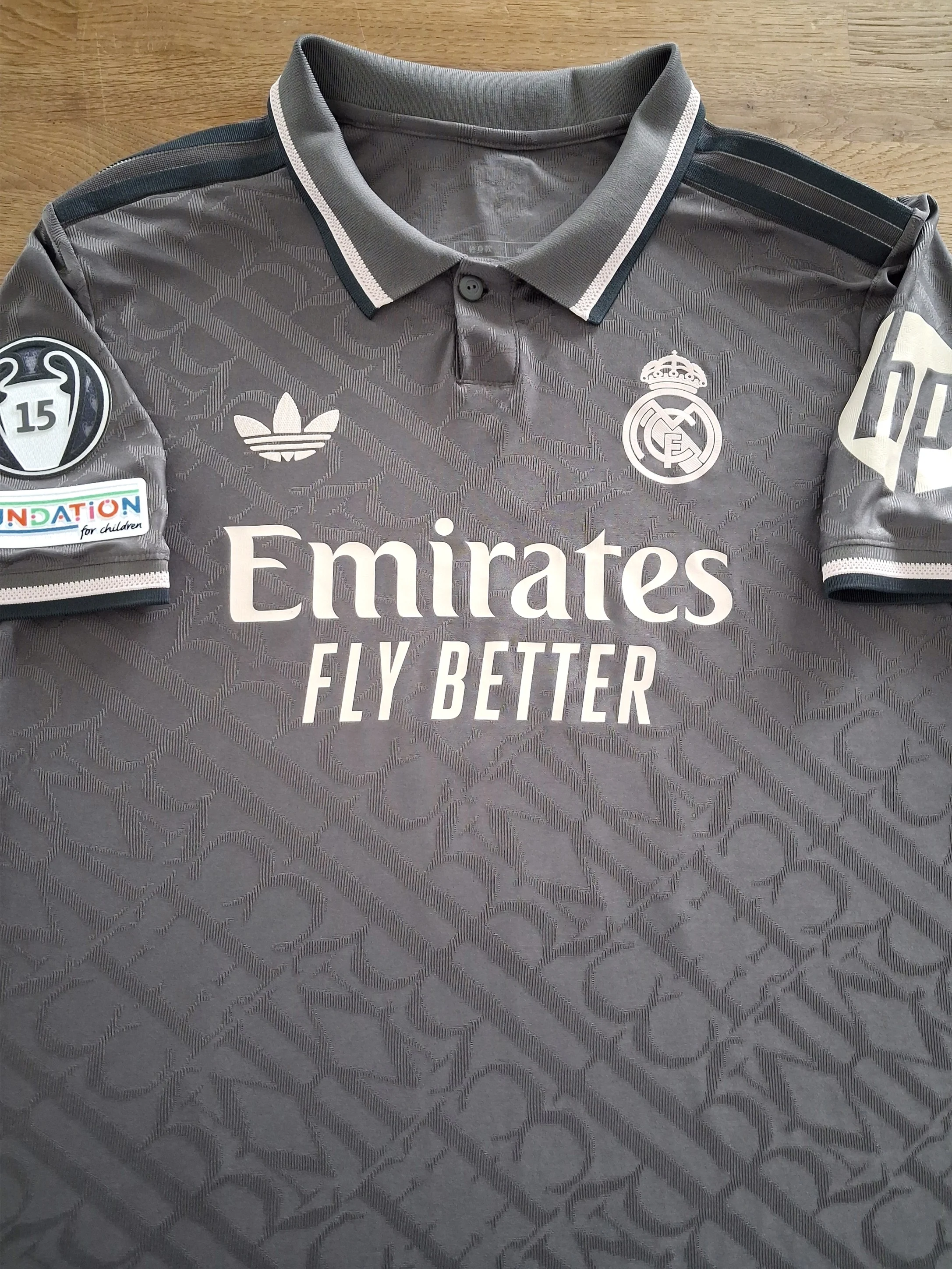 2024/25 Real Madrid 3rd Champions League Authentic Football Shirt Mbappé #9 (L) - Image 2