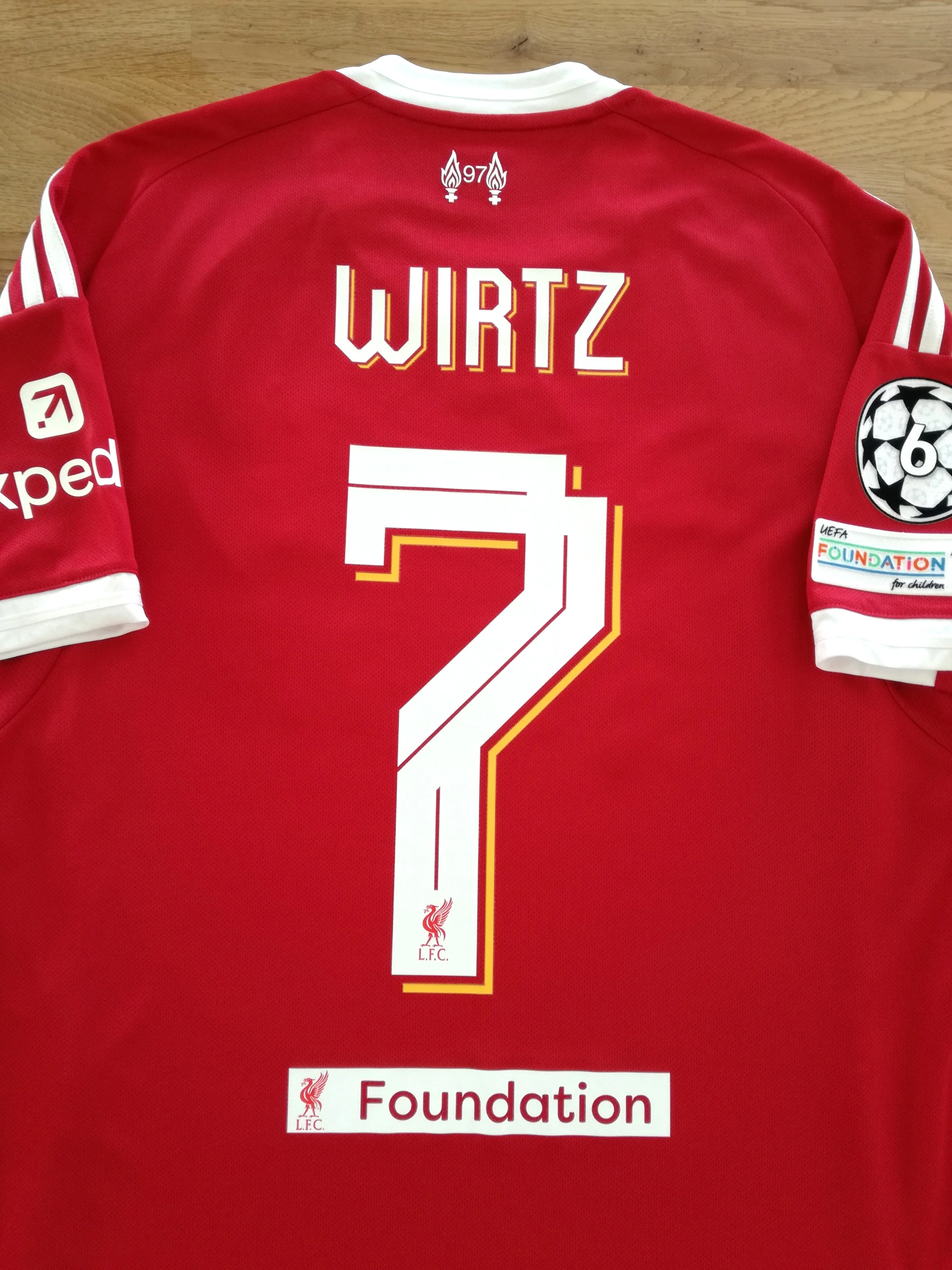 2025/26 Liverpool Home Champions League Football Shirt Wirtz #7 (M)