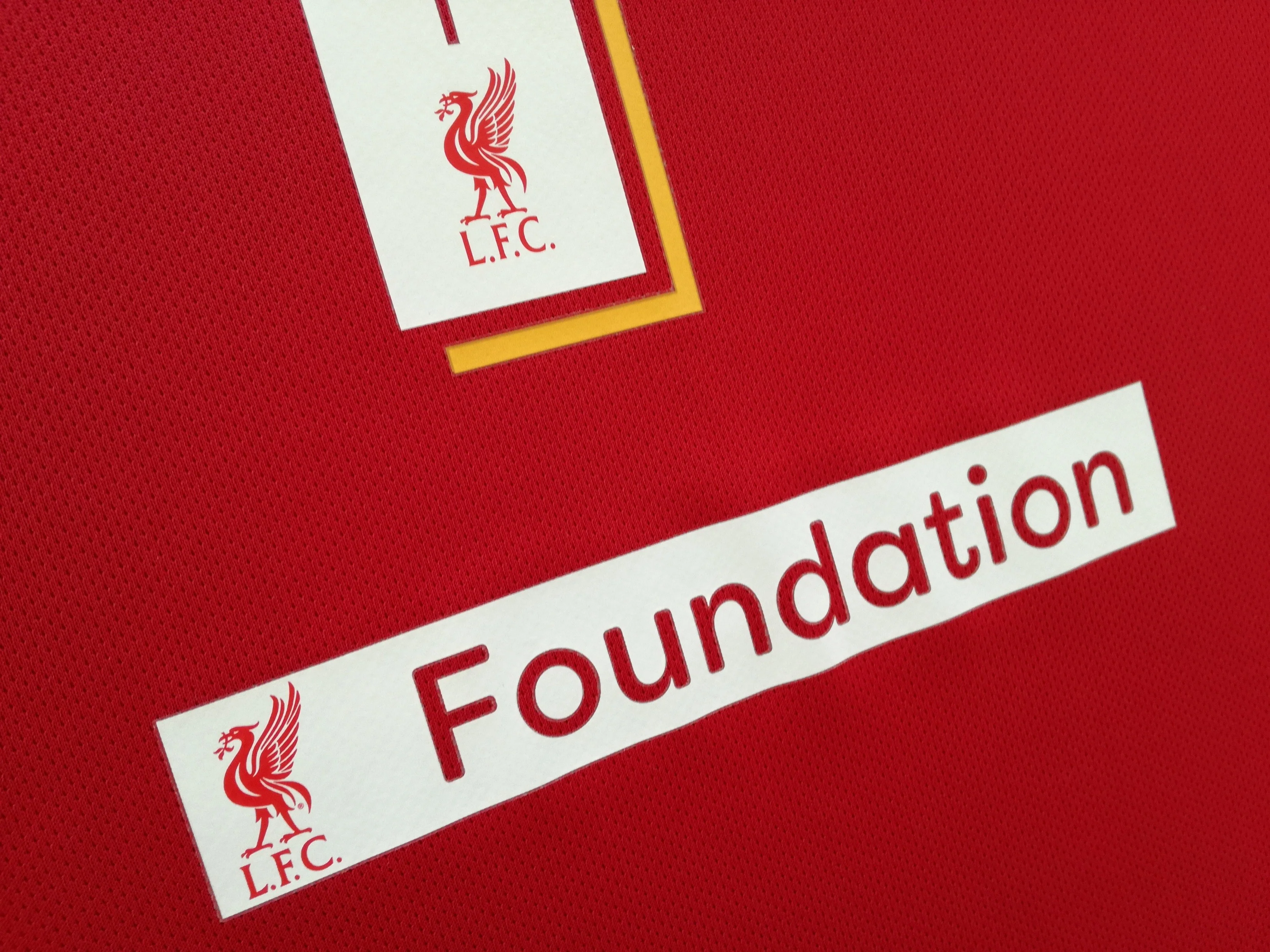 2025/26 Liverpool Home Champions League Football Shirt Wirtz #7 (M) - Image 9