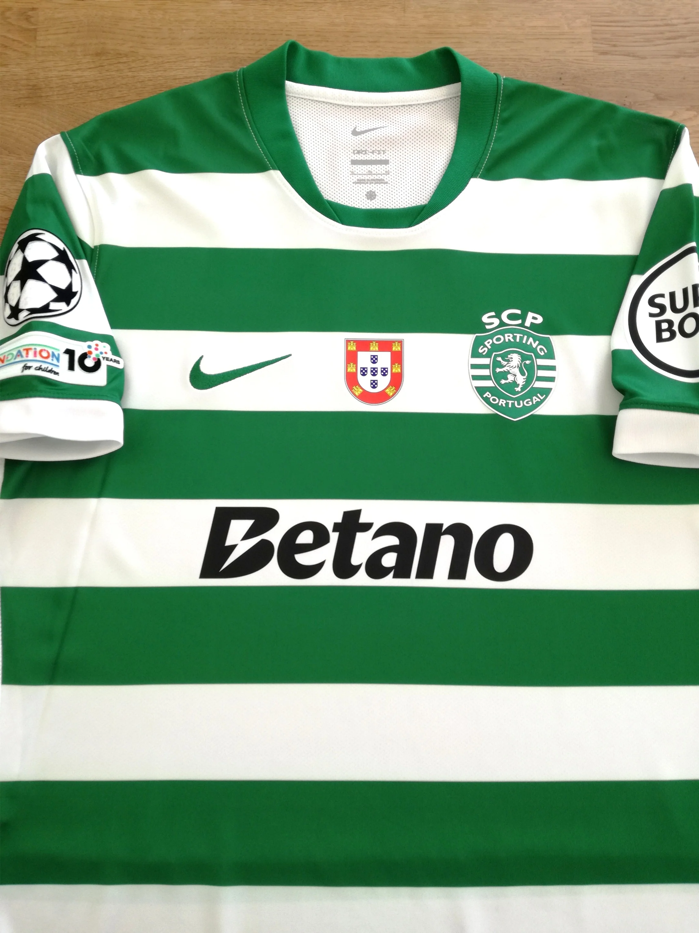 2025/26 Sporting Lisbon Home Champions League Football Shirt (XL)