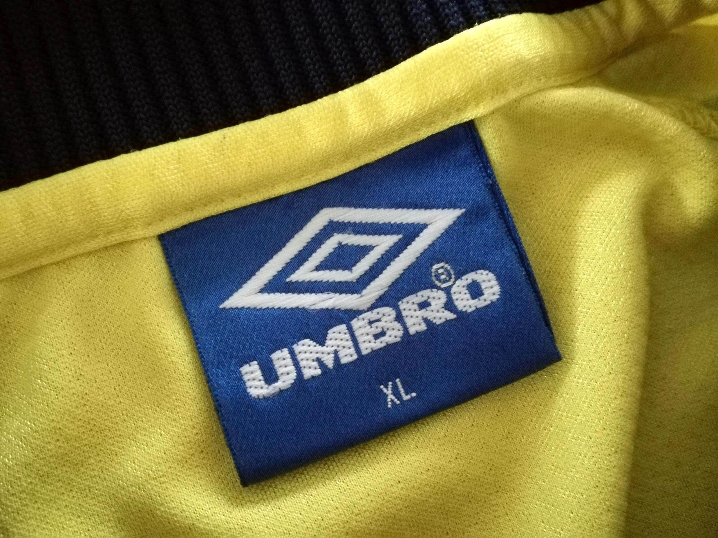 1998/99 Everton 3rd Football Shirt (XL) - Image 2
