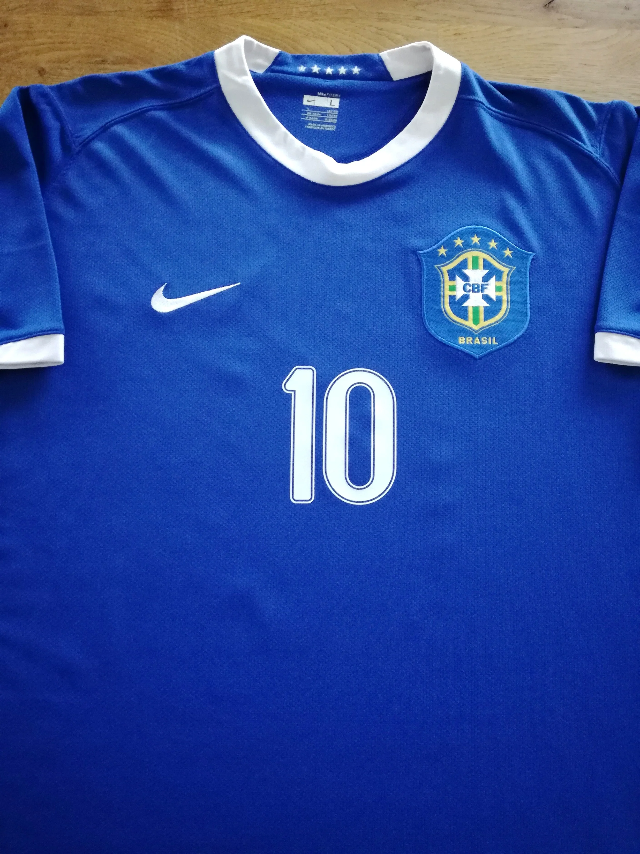 2006/07 Brazil Away Football Shirt Ronaldinho #10 (L) - Image 2
